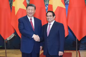 Thủ tướng Phạm Minh Chính đón Tổng Bí thư, Chủ tịch Trung Quốc Tập Cận Bình.