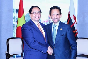 Thủ tướng Phạm Minh Chính gặp Quốc vương Brunei Darussalam Sultan Haji Hassanal Bolkiah.