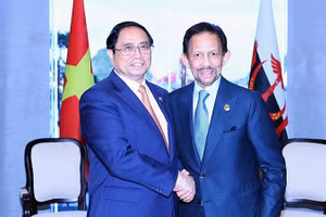 Thủ tướng Phạm Minh Chính gặp Quốc vương Brunei Darussalam Sultan Haji Hassanal Bolkiah.