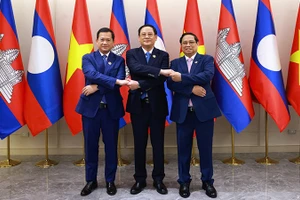 Thủ tướng Phạm Minh Chính, Thủ tướng Lào Sonexay Siphandone và Thủ tướng Campuchia Hun Manet. (Ảnh: NHẬT BẮC-VGP)