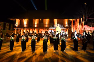 Không gian show diễn thực cảnh “Huyền tích U-va” tại Nhà văn hóa bản U-Va, xã Noong Luống, huyện Điện Biên.