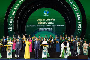 GELEX Electric nhận giải Thương hiệu quốc gia với các sản phẩm máy biến dòng điện, máy biến điện áp EMIC.