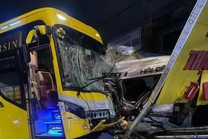 Hiện trường vụ tai nạn đặc biệt nghiêm trọng. 