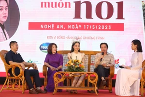 Diễn đàn có sự tham gia của nhiều nhà quản lý giáo dục, chuyên gia tâm lý.