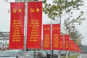 Phát biểu tại Hội nghị cán bộ toàn quốc quán triệt, triển khai thực hiện nghị quyết Trung ương 4 về xây dựng Đảng