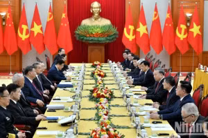Quang cảnh hội đàm tại giữa Tổng Bí thư Tô Lâm và Tổng Bí thư, Chủ tịch Trung Quốc Tập Cận Bình tại Trụ sở Trung ương Đảng. (Ảnh: ĐĂNG KHOA/NHÂN DÂN)