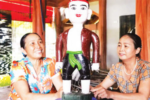 Nữ Nghệ nhân Ưu tú duy nhất của phường rối nước 
