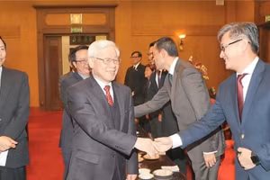 Tổng Bí thư Nguyễn Phú Trọng tiếp các Trưởng cơ quan đại diện ngoại giao các nước ASEAN, ngày 23/01/2017. (Ảnh: TTXVN)