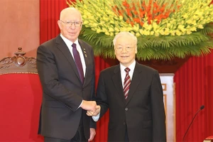 Tổng Bí thư Nguyễn Phú Trọng tiếp Toàn quyền Ôxtrâylia Đavít Hơlây thăm cấp nhà nước tới Việt Nam, ngày 4/4/2023. (Ảnh: TTXVN) 