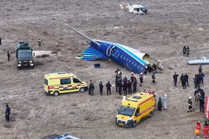 Điện thăm hỏi về việc máy bay của Hãng hàng không Azerbaijan gặp nạn