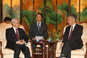 Tổng Bí thư Nguyễn Phú Trọng hội đàm với Thủ tướng Xingapo Lý Hiển Long. (Ảnh: TTXVN)