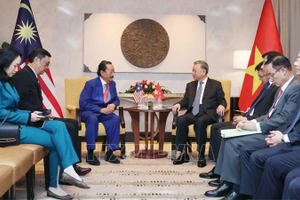 [Ảnh] Tổng Bí thư Tô Lâm tiếp lãnh đạo các tập đoàn lớn tại Malaysia