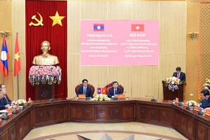 Quang cảnh hội đàm. (Ảnh: XUÂN TRƯỜNG)