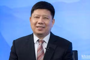 Giáo sư Hứa Lợi Bình, Giám đốc Trung tâm nghiên cứu Đông Nam Á thuộc Viện nghiên cứu chiến lược toàn cầu và châu Á-Thái Bình Dương (CASS), Viện Khoa học xã hội Trung Quốc.