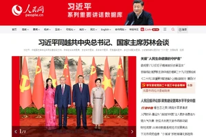 Trang mạng của Nhân dân nhật báo đăng trang trọng ở vị trí nổi bật nhất thông tin, hình ảnh về chuyến thăm của Tổng Bí thư, Chủ tịch nước Tô Lâm.