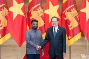 Chủ tịch Quốc hội Trần Thanh Mẫn và Tổng thống Sri Lanka Anura Kumara Dissanayaka. 