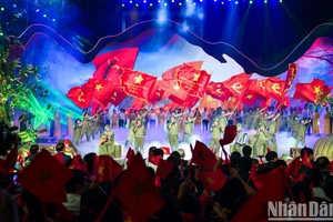 Sức mạnh Việt Nam thời đại Hồ Chí Minh