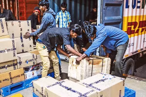 Amazon Ấn Độ sử dụng bao bì giấy trong thương mại điện tử. Ảnh: MINT