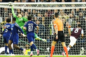 Donnarumma đã có những pha xuất thần cứu PSG khỏi thất bại trước Aston Villa.