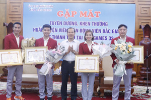 Bắc Giang: Khen thưởng huấn luyện viên, vận động viên đạt thành tích tại SEA Games 32