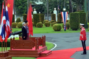 Lễ đón Tổng Bí thư Nguyễn Phú Trọng trong chuyến thăm chính thức Thái Lan từ ngày 25-27/6/2013. (Ảnh: XUÂN SƠN) 