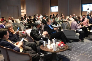 Buổi làm việc giữa Hội Hữu nghị Việt Nam-Thái Lan và Hội Hữu nghị Thái Lan-Việt Nam.