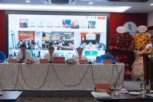 Chủ trì Hội nghị sơ kết 6 tháng VRG.