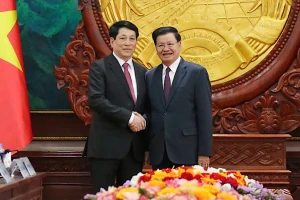 Chủ tịch nước Lương Cường hội đàm với Tổng Bí thư, Chủ tịch nước Lào Thongloun Sisoulith.