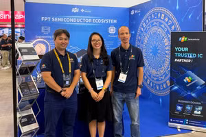 FPT giới thiệu hệ sinh thái “FPT Chip Inside” tại Triển lãm SEMICON SEA 2025 ở Singapore.