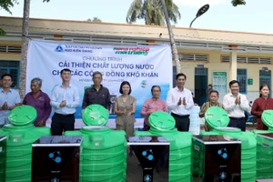 Tân Á Đại Thành tiếp tục đồng hành cùng người dân Đồng bằng sông Cửu Long vượt qua vùng hạn mặn