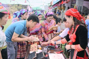 Nhiều hoạt động sôi nổi sẽ diễn ra tại phiên chợ vùng cao, Làng Văn hóa - Du lịch các dân tộc Việt Nam vào ngày 30/4-1/5 sắp tới.