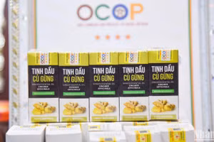 Tinh dầu củ gừng, Hà Nội, sản phẩm OCOP 4 sao. (Ảnh: NHẬT QUANG)