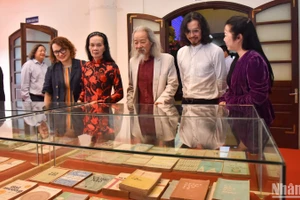 Dấu ấn hội họa trong di sản của Văn Cao