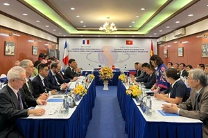 Quang cảnh buổi làm việc. (Ảnh: NHẬT MINH)