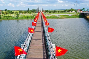 Phát huy truyền thống anh hùng, xây dựng Vĩnh Linh ngày càng văn minh, giàu đẹp