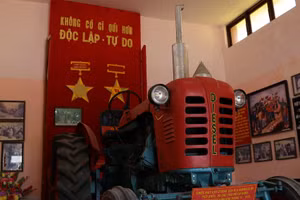 Chuyện về chiếc máy cày Bác Hồ tặng nhân dân Vĩnh Kim - Sức mạnh từ món quà đặc biệt