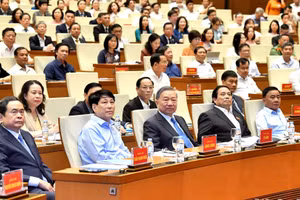 Tổng Bí thư Tô Lâm và các đồng chí lãnh đạo Đảng, Nhà nước tham dự hội nghị.