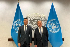 Tổng Thư ký Liên hợp quốc Antonio Guterres tiếp Đại sứ Đặng Hoàng Giang, Trưởng Phái đoàn thường trực Việt Nam tại Liên hợp quốc. (Ảnh: Bộ Ngoại giao)