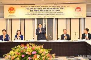 Thủ tướng Phạm Minh Chính chủ trì cuộc làm việc với các tập đoàn hàng đầu của Nhật Bản về vi mạch bán dẫn (Ảnh: THANH GIANG)