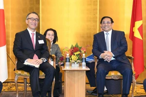 Thủ tướng Phạm Minh Chính tiếp Chủ tịch Tập đoàn MUFG Mike Kanetsugu (Ảnh: THANH GIANG)