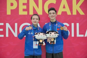 Pencak silat mở màn cho "cơn mưa vàng" của Đoàn Thể thao Việt Nam trong ngày thi đấu thứ 5 tại Đại hội Thể thao học sinh Đông Nam Á lần thứ 13.