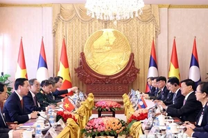 Chủ tịch nước Võ Văn Thưởng hội đàm với Tổng Bí thư, Chủ tịch nước Lào Thongloun Sisoulith. (Ảnh: TTXVN)