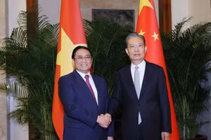 Thủ tướng Phạm Minh Chính hội kiến Ủy viên trưởng Nhân đại Toàn quốc Trung Quốc Triệu Lạc Tế. 