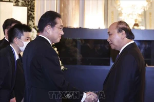 Chủ tịch nước Nguyễn Xuân Phúc và Thủ tướng Nhật Bản Kishida Fumio.