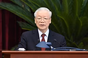 Tổng Bí thư Nguyễn Phú Trọng phát biểu bế mạc Hội nghị. 