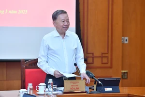 Tổng Bí thư Tô Lâm phát biểu chỉ đạo phiên họp.