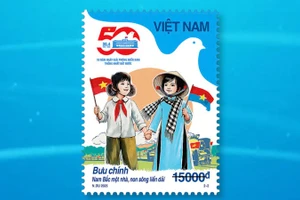 [Video] Phát hành bộ tem đặc biệt kỷ niệm 50 năm Ngày Giải phóng miền Nam, thống nhất đất nước