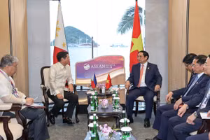 Quang cảnh buổi gặp. (Ảnh: Nhật Bắc)