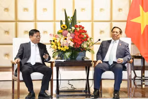 Thủ tướng Phạm Minh Chính tiếp ông Lâu Tề Lương, Chủ tịch Hội đồng quản trị kiêm Tổng Giám đốc Tập đoàn Thông tin tín hiệu đường sắt Trung Quốc (CRSC).