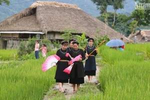 Còn mãi điệu Then Nguyên Bình. (Ảnh: Thành Đạt)
